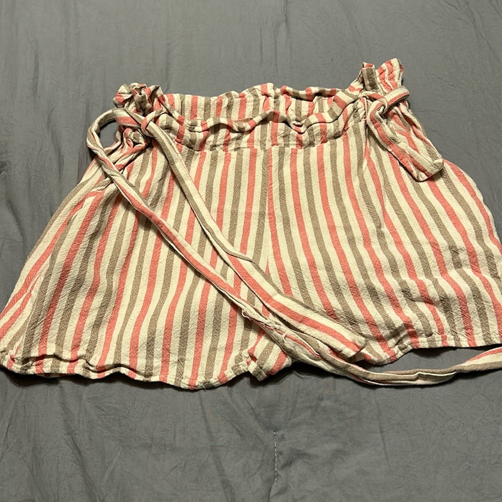 Paper bag shorts